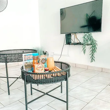 Appartamento Cosy T3 *famille* Wifi*vacances*découvertes Eyrans-de Soudiac